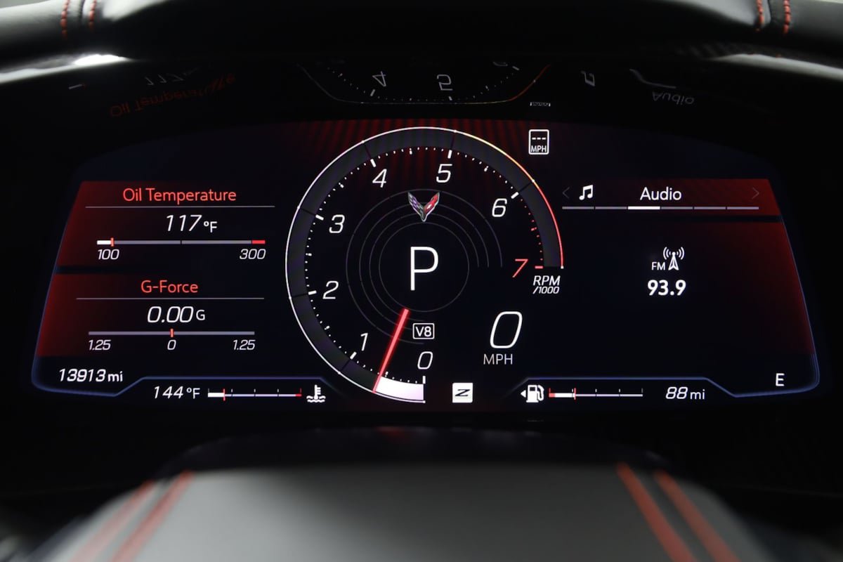 Used 2021 Chevrolet Corvette Stingray Premium Cpe w/ Z51 Performance Package RWD image 26
