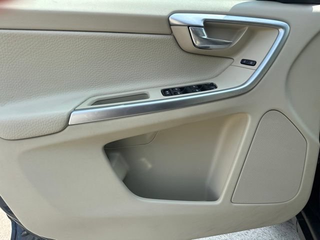 Used 2011 Volvo XC60 3.2 AWD/4WD image 15