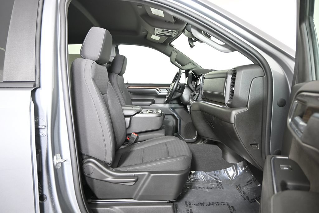 Used 2023 Chevrolet Silverado 1500 LT AWD/4WD image 14