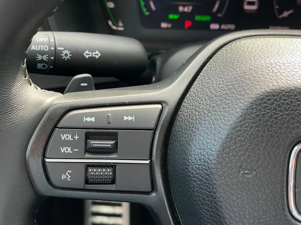 Used 2025 Honda Accord Sport image 14
