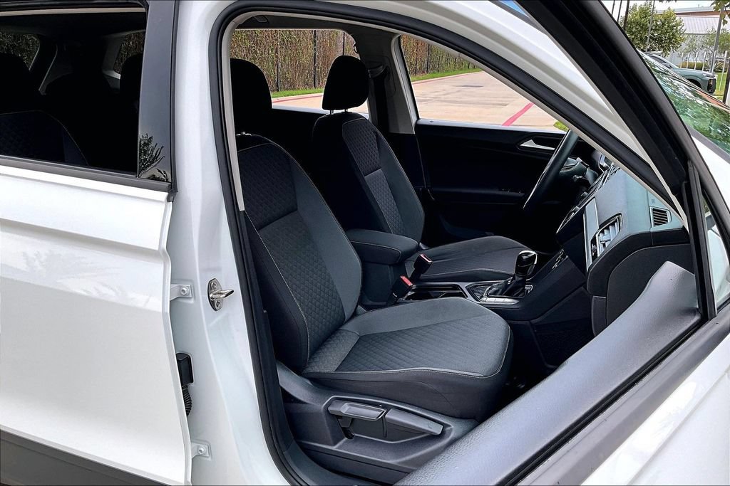 Used 2021 Volkswagen Tiguan S FWD image 10