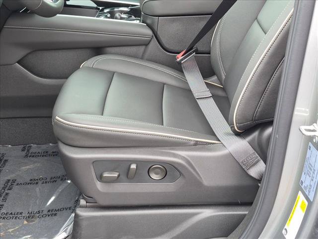 New 2026 Chevrolet Suburban Premier RWD image 4