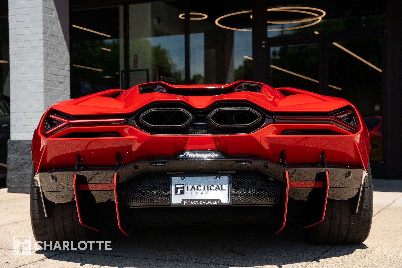 Used 2024 Lamborghini Revuelto AWD/4WD image 11