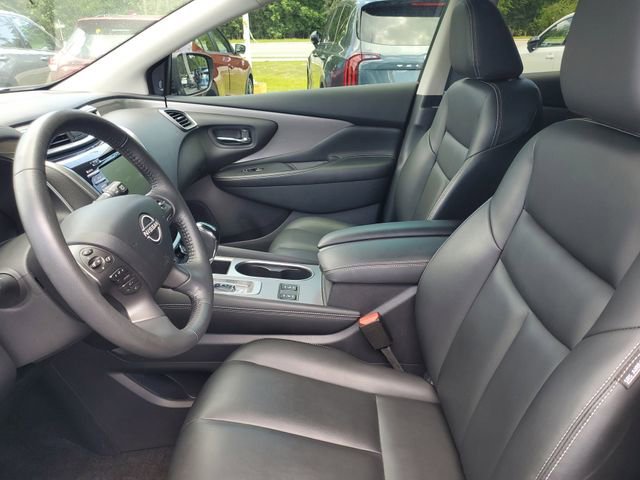 Certified 2024 Nissan Murano SV w/ SV Midnight Edition Package image 17