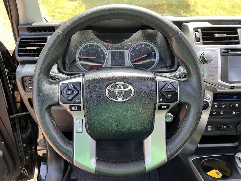 Used 2018 Toyota 4Runner Limited AWD/4WD image 12