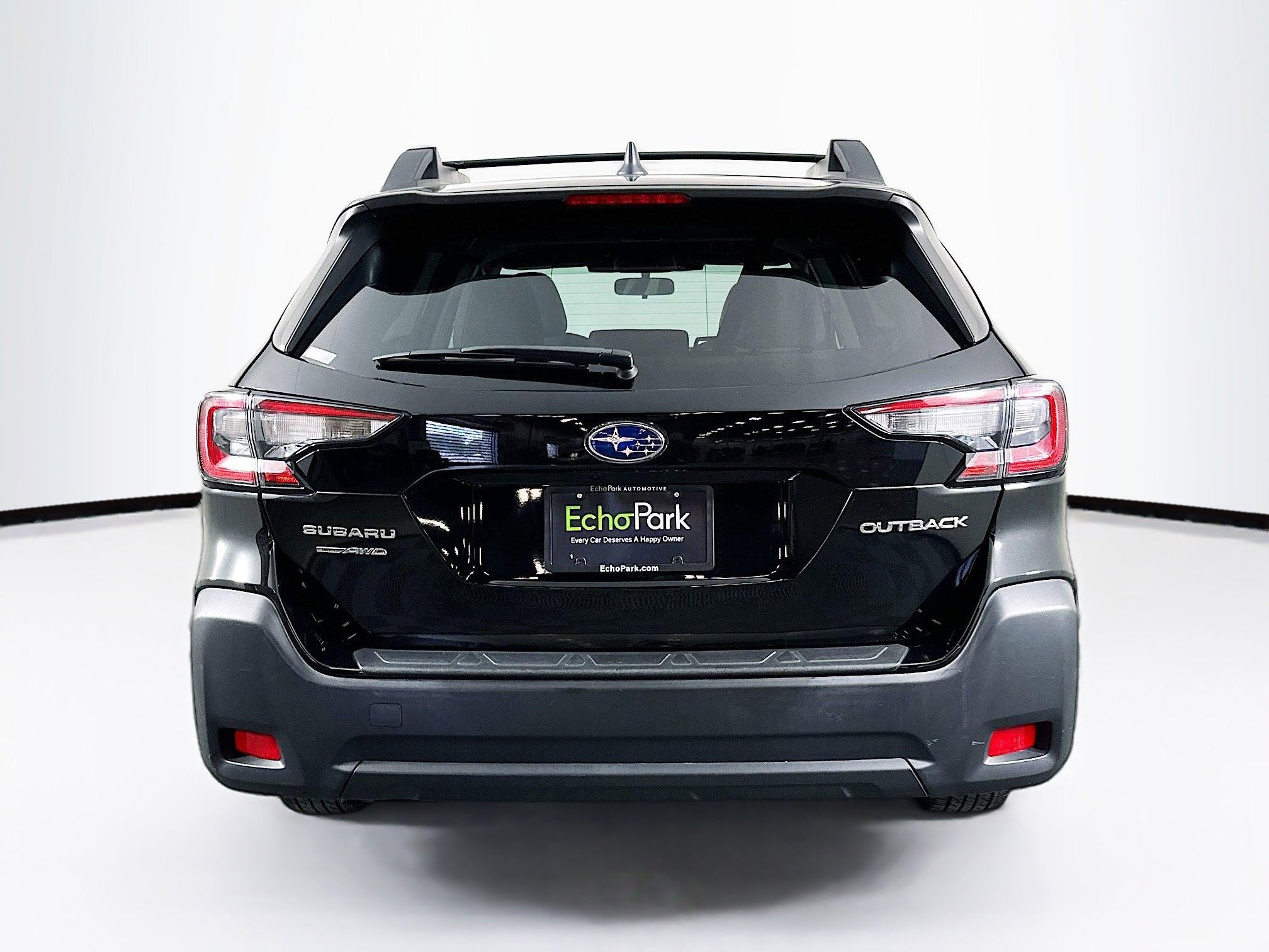 Used 2023 Subaru Outback Premium AWD/4WD image 7