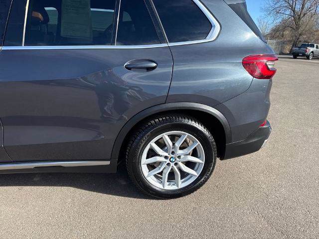 Used 2019 BMW X5 xDrive40i w/ Convenience Package image 32