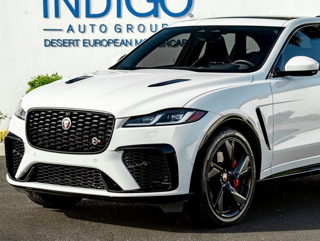 Used 2022 Jaguar F-PACE SVR AWD/4WD image 2