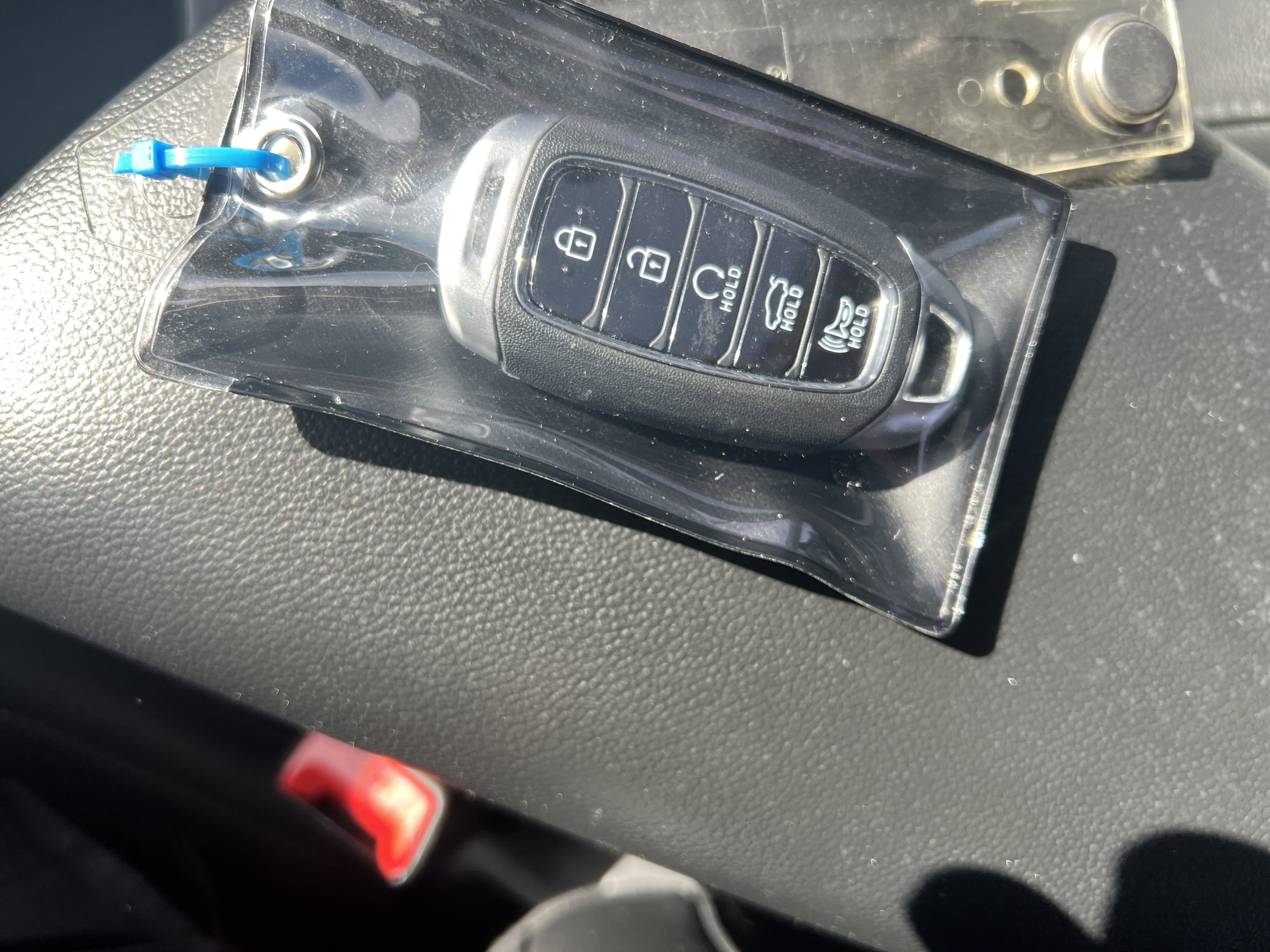 Used 2022 Hyundai Elantra Limited image 34