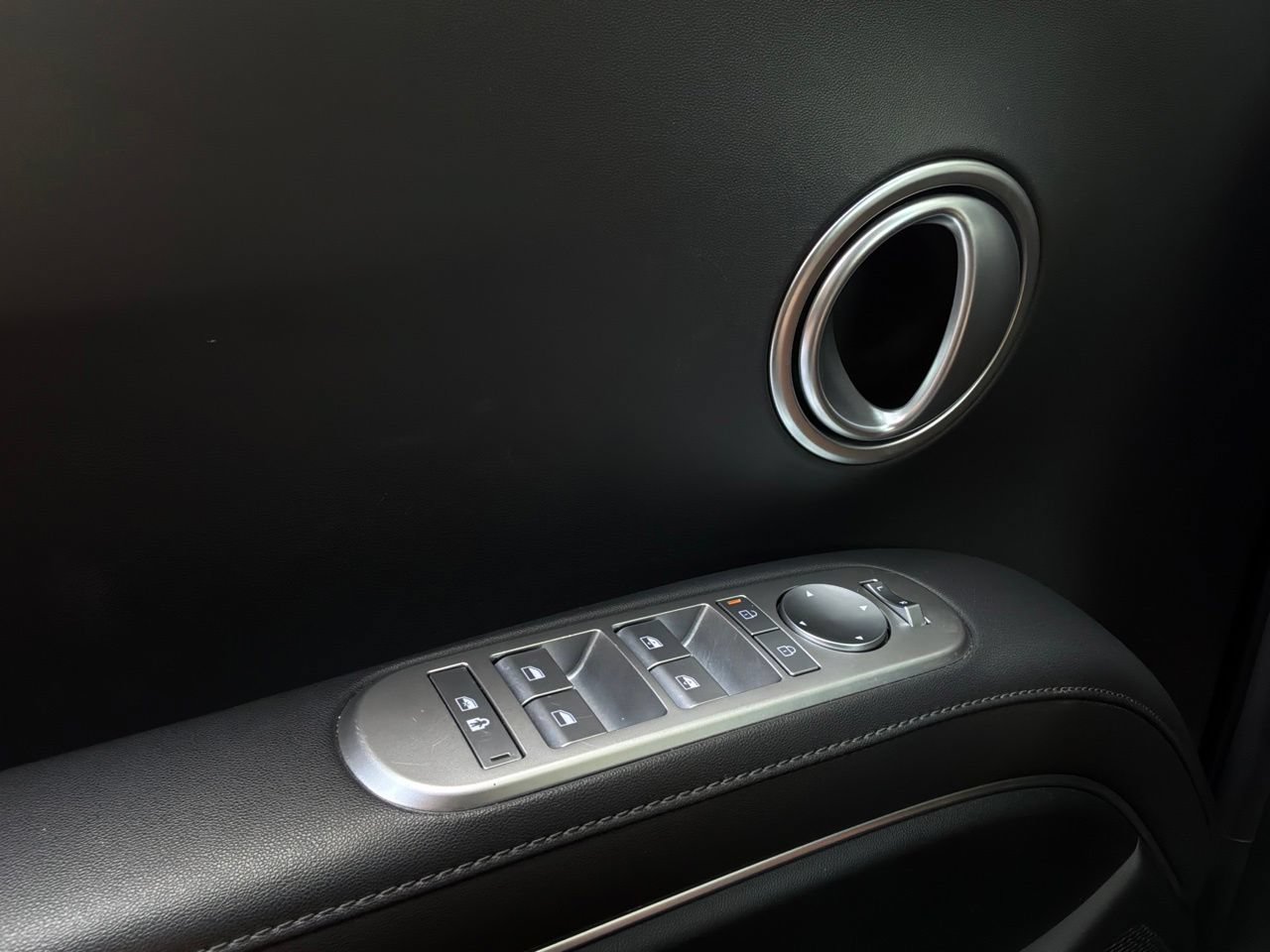 Used 2026 Hyundai Palisade SEL FWD image 28