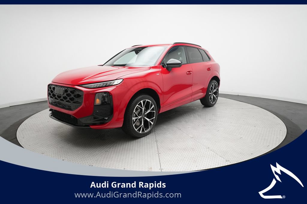 New 2026 Audi Q3 quattro 2.0T AWD/4WD image 1