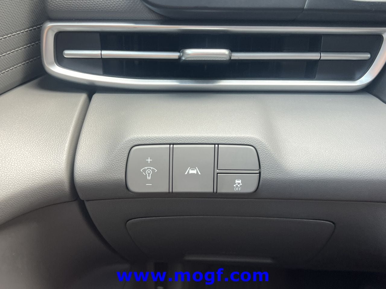 Used 2022 Hyundai Elantra SEL FWD image 14