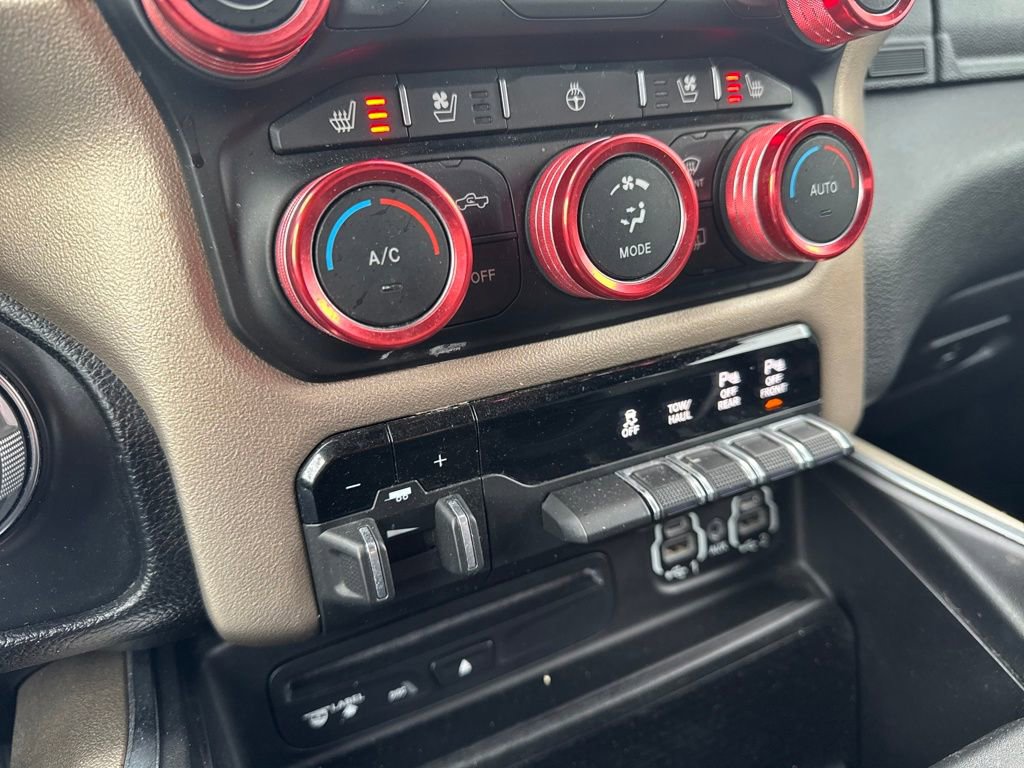 Used 2019 RAM 1500 Laramie w/ Sport Appearance Package image 40