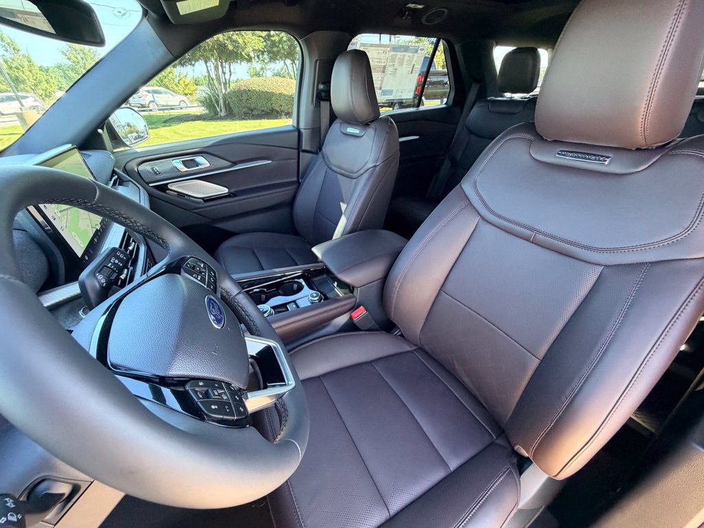 New 2026 Ford Explorer Platinum RWD image 19
