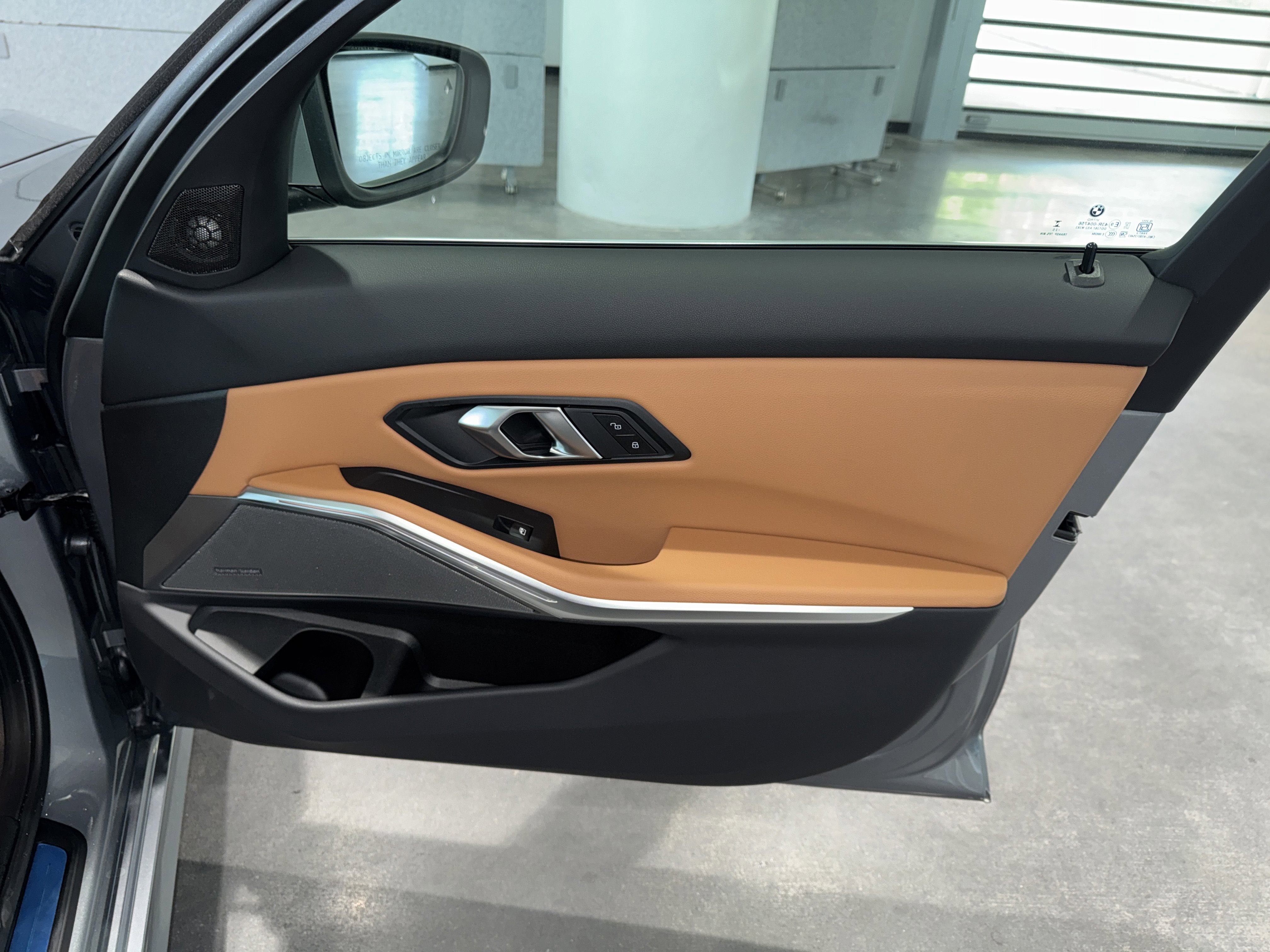 New 2026 BMW 330i Sedan w/ Premium Package image 8