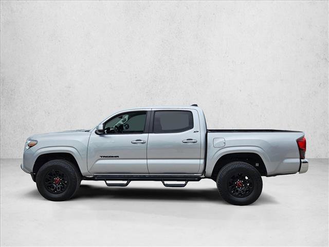 Used 2022 Toyota Tacoma SR5 RWD image 9