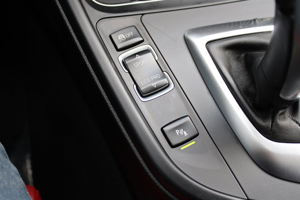 Used 2016 BMW 328d xDrive Wagon image 33