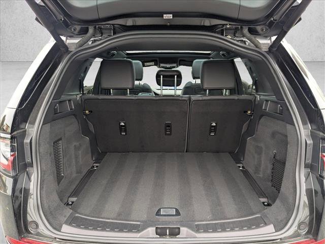 Certified 2024 Land Rover Discovery Sport Dynamic SE image 6