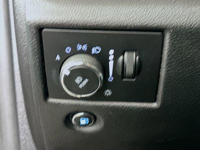 Used 2020 Jeep Grand Cherokee Limited w/ Luxury Group II image 12