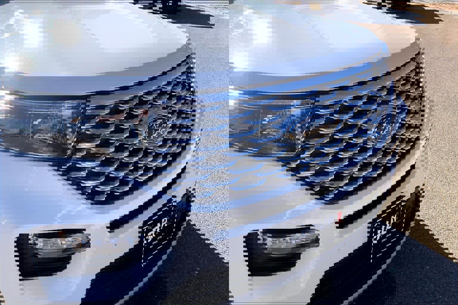 Used 2020 Ford Explorer Platinum w/ Premium Technology Package image 58