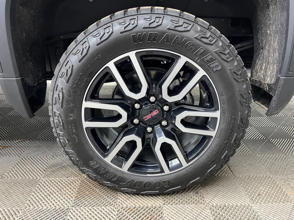 New 2026 GMC Sierra 1500 AT4 w/ AT4 Premium Package AWD/4WD image 4