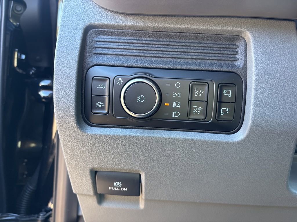 New 2026 Ford F250 XLT w/ XLT Premium Package image 22
