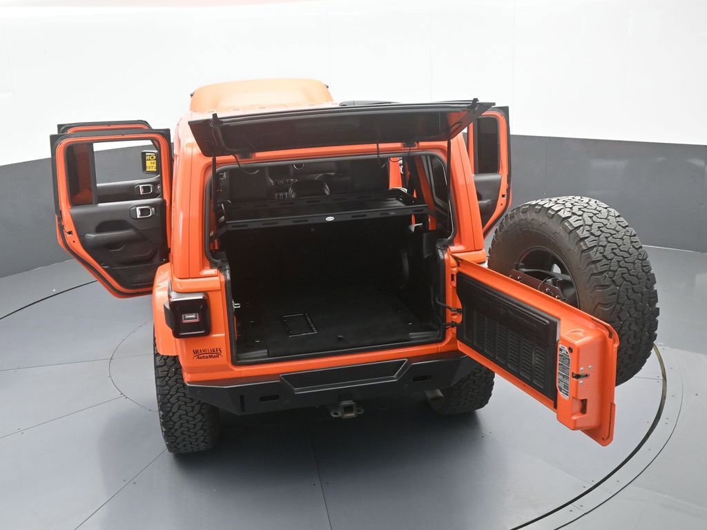 Used 2018 Jeep Wrangler Unlimited Sahara AWD/4WD image 62