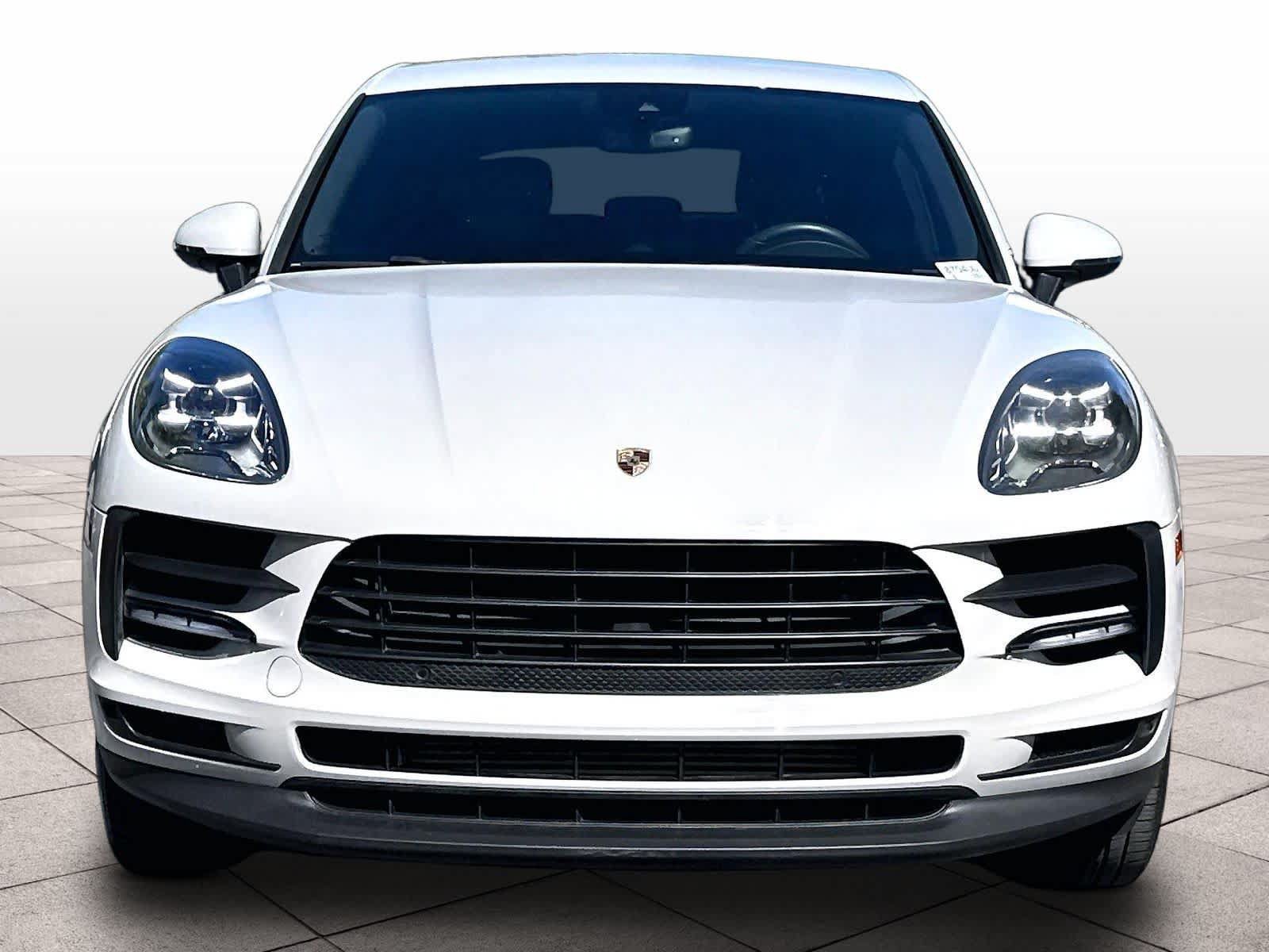 Used 2020 Porsche Macan AWD/4WD image 3