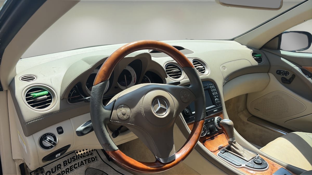 Used 2009 Mercedes-Benz SL 550 w/ Premium I Pkg image 33