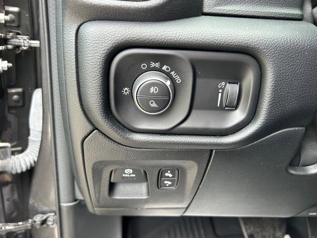 Used 2021 RAM 1500 Big Horn image 24