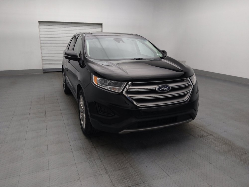 Used 2018 Ford Edge Titanium w/ Equipment Group 301A FWD image 14