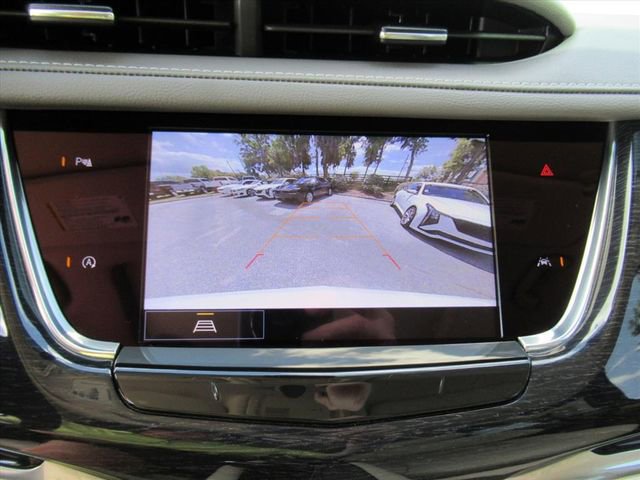 Certified 2023 Cadillac XT6 Premium Luxury image 32