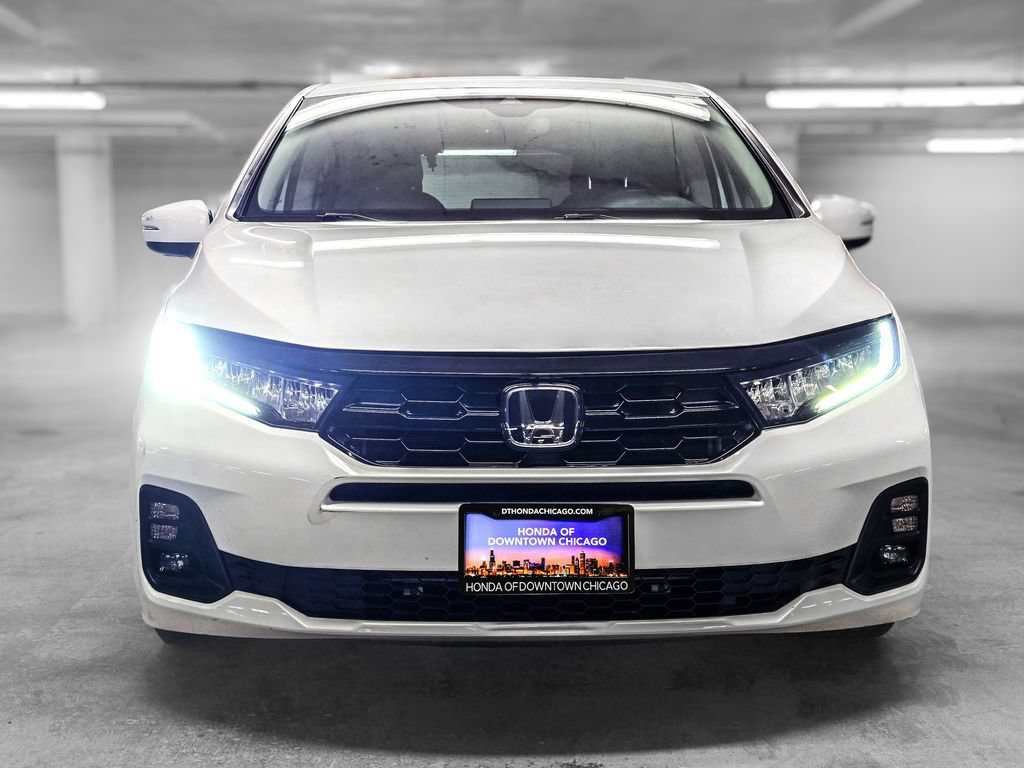 Used 2025 Honda Odyssey Touring image 11