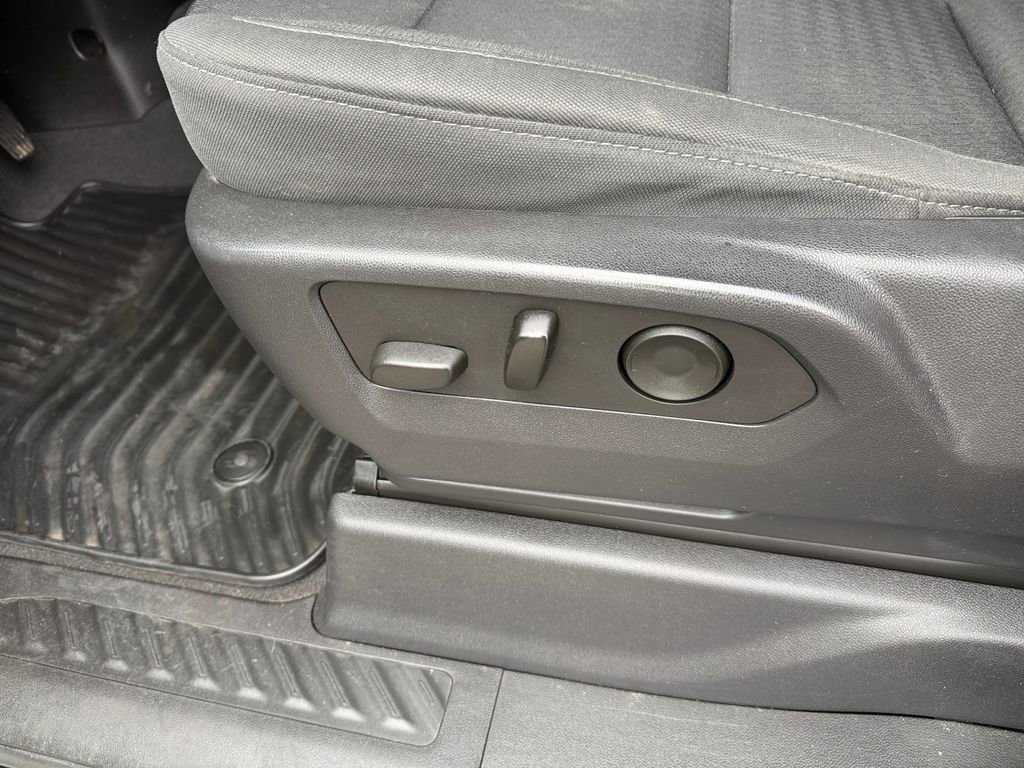 Used 2024 Chevrolet Silverado 2500 Custom w/ Custom Value Package AWD/4WD image 23