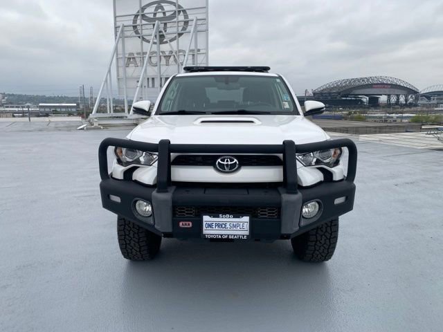 Used 2018 Toyota 4Runner TRD Off-Road Premium AWD/4WD image 3