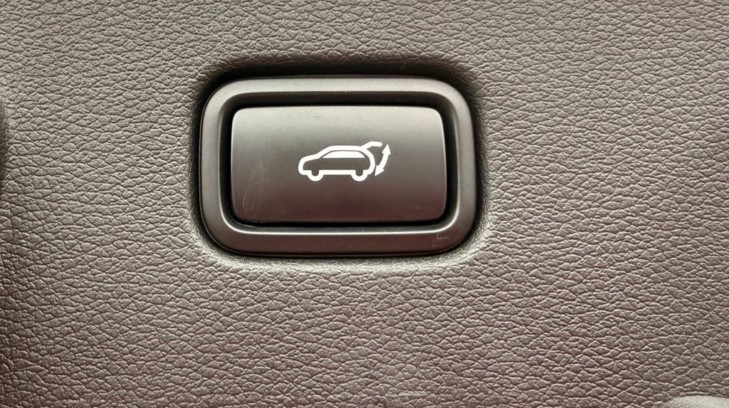 Used 2024 Kia Sportage X-Line w/ X-Line Premium Package AWD/4WD image 38