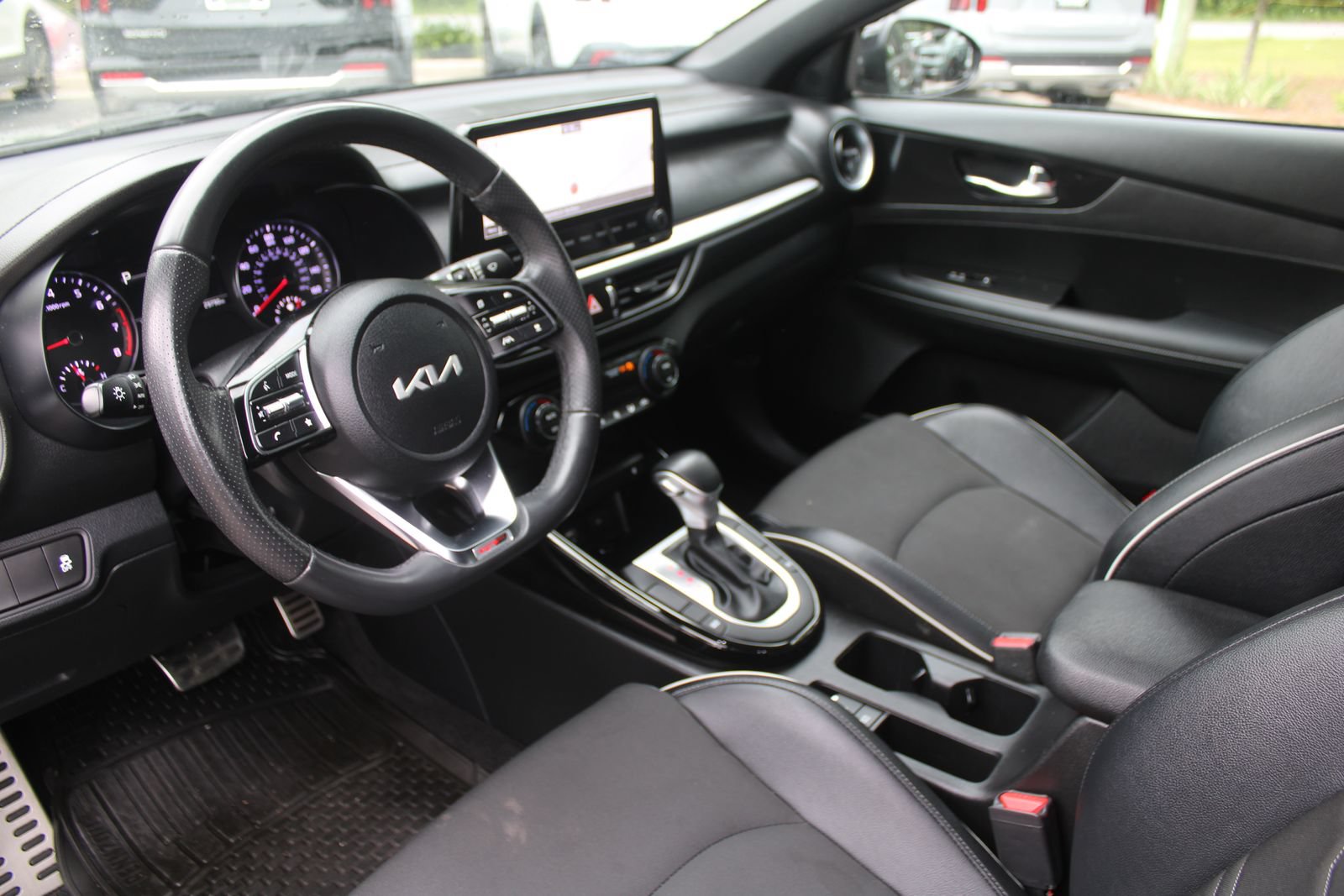 Certified 2024 Kia Forte GT-Line w/ GT-Line Premium Package FWD image 21
