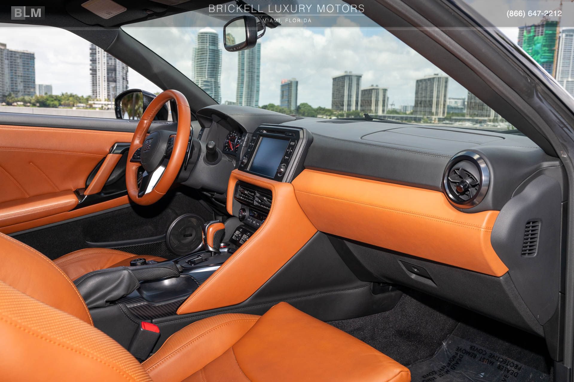 Used 2020 Nissan GT-R Premium w/ Premium Interior Package AWD/4WD image 18