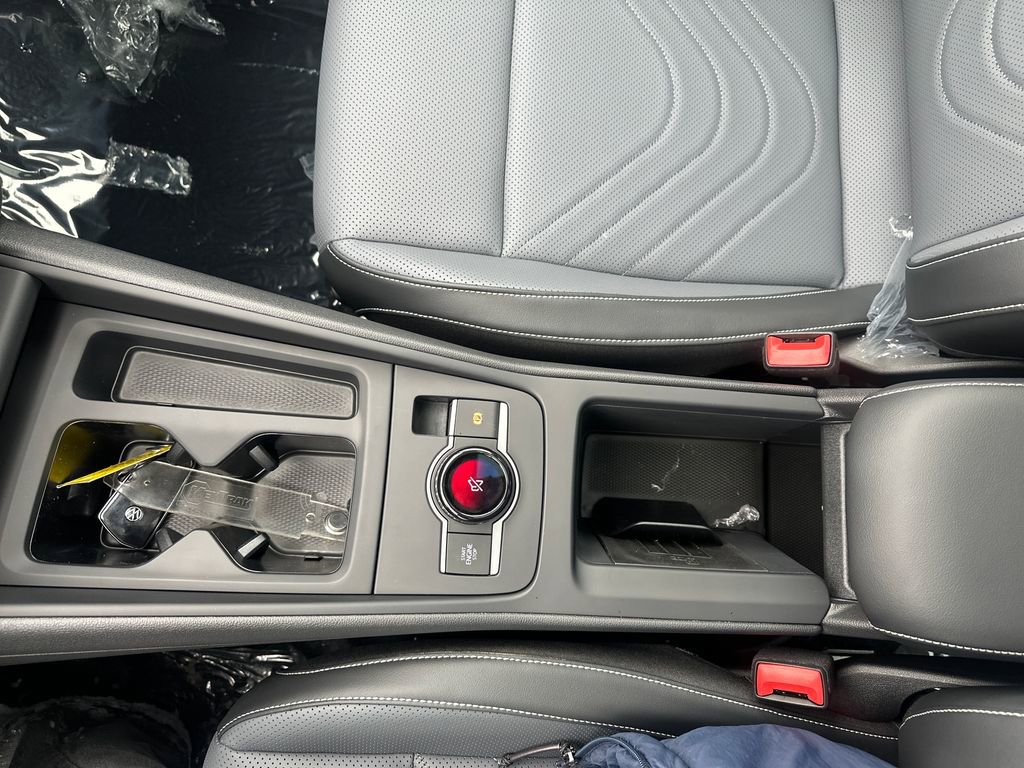 New 2026 Volkswagen Tiguan SE image 12