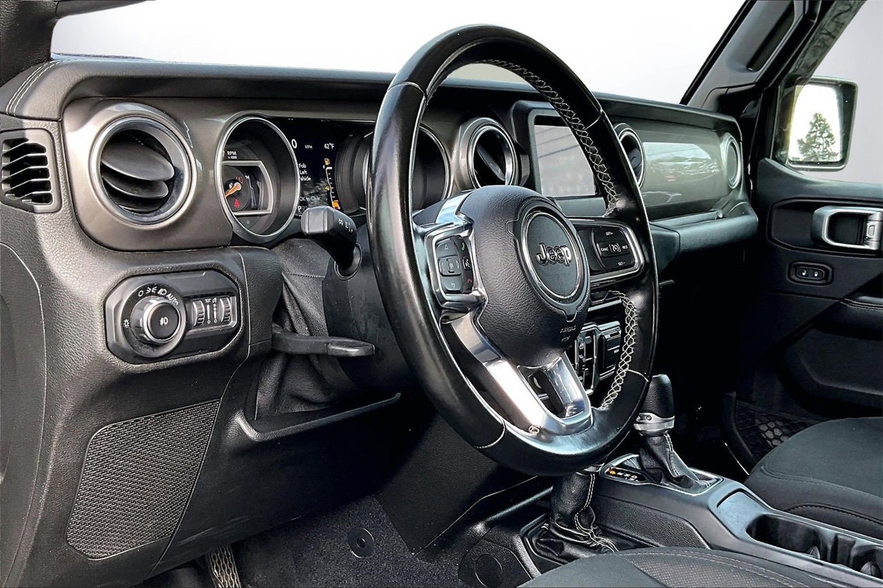 Certified 2020 Jeep Wrangler Unlimited Sahara image 17