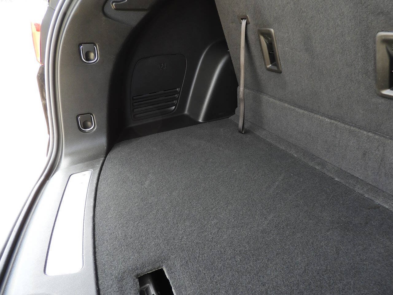 Used 2022 Buick Enclave Essence w/ Experience Buick Package FWD image 30