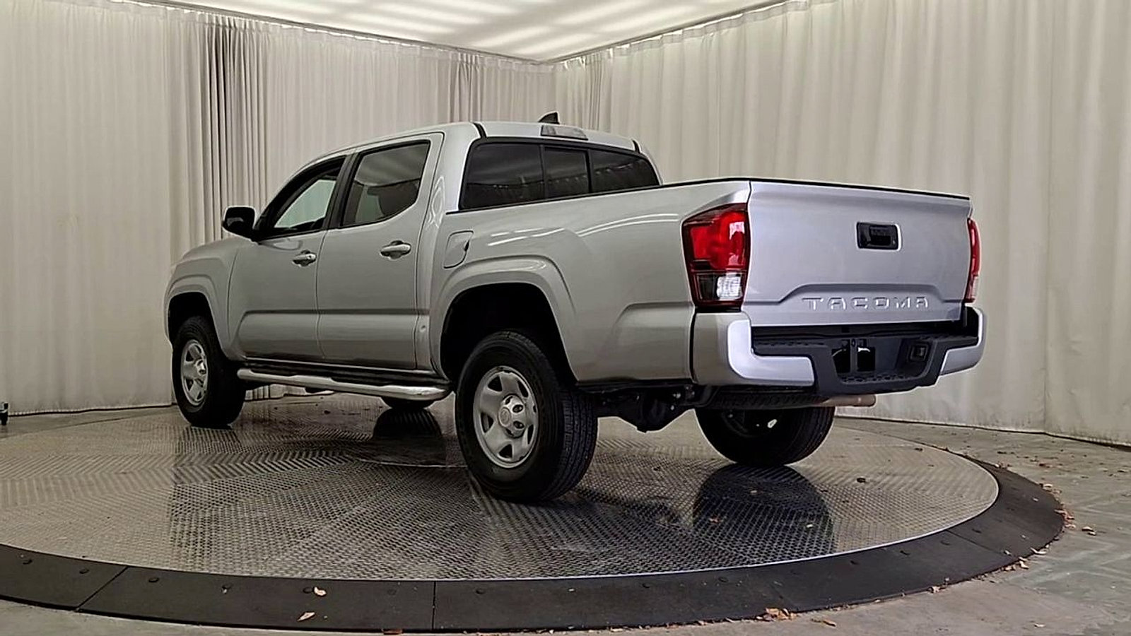 Certified 2023 Toyota Tacoma SR image 9