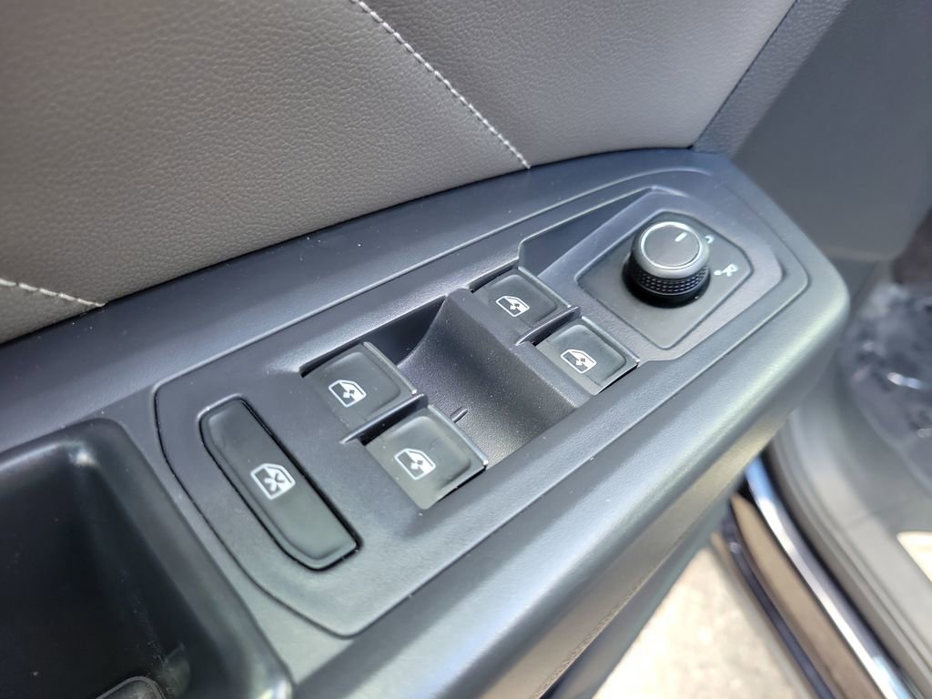 Used 2021 Volkswagen Atlas SE w/ Towing Package FWD image 15