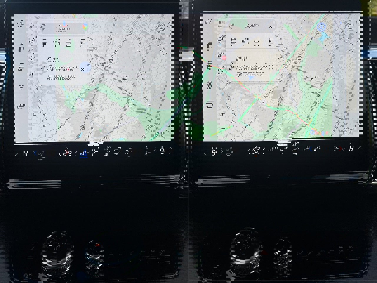 New 2025 Ford Expedition Platinum w/ Stealth Performance Package image 4