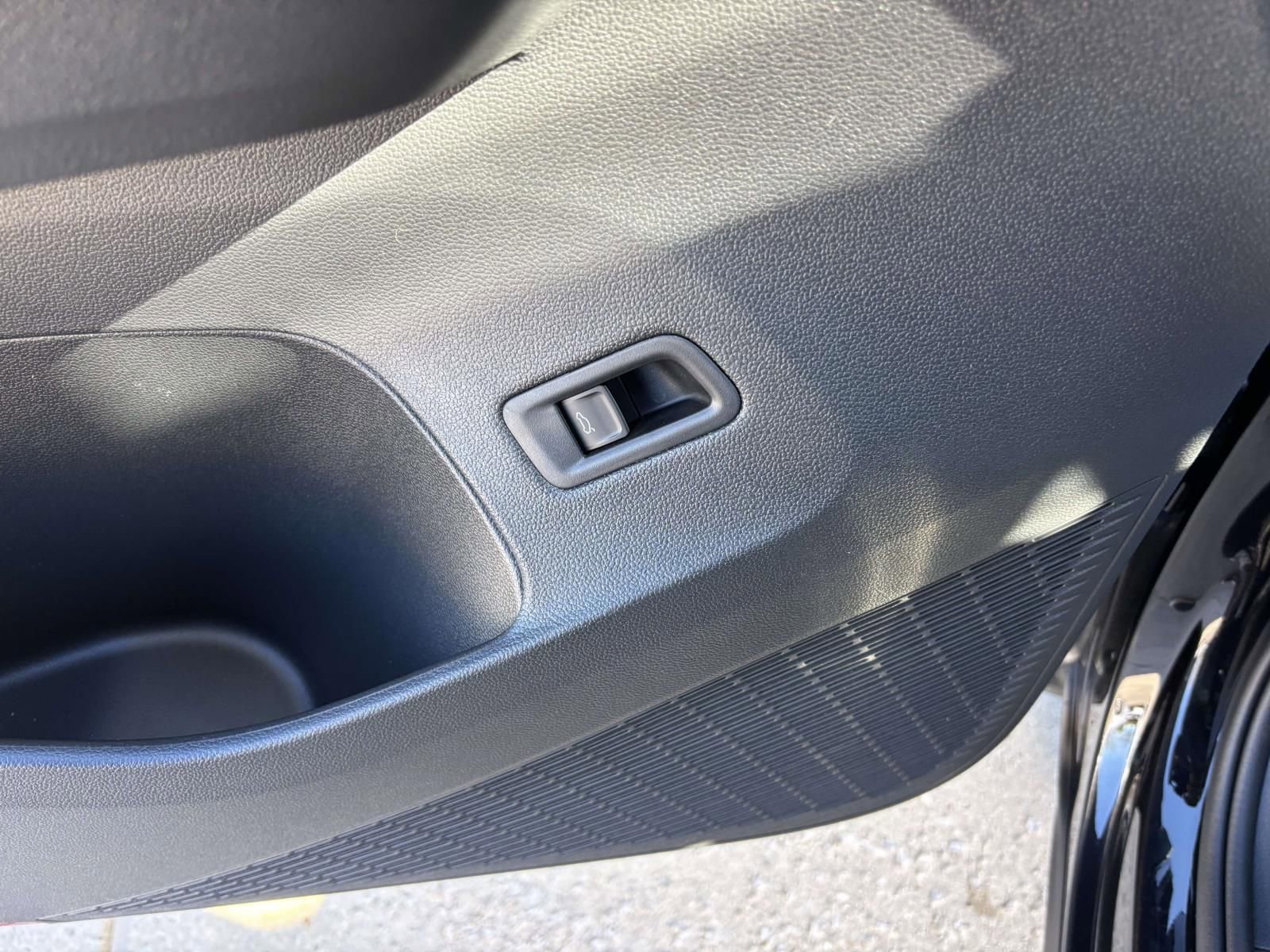 New 2026 Volkswagen Atlas SEL image 14