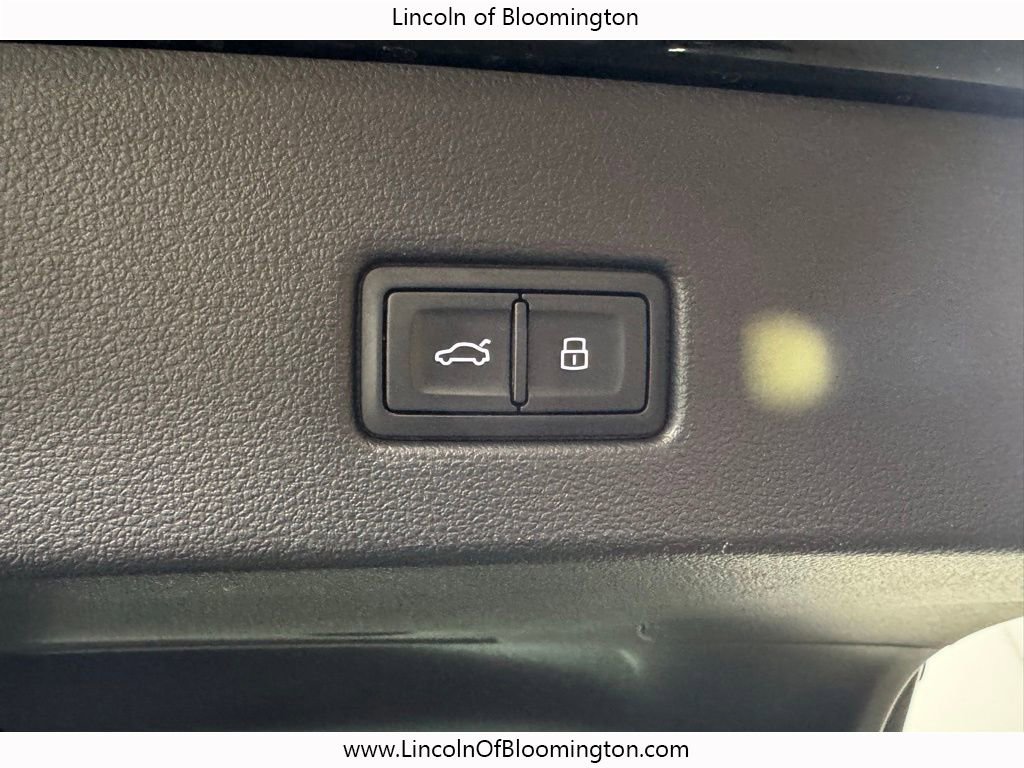 Used 2024 Audi RS 7 Performance w/ Black Optic Package image 27