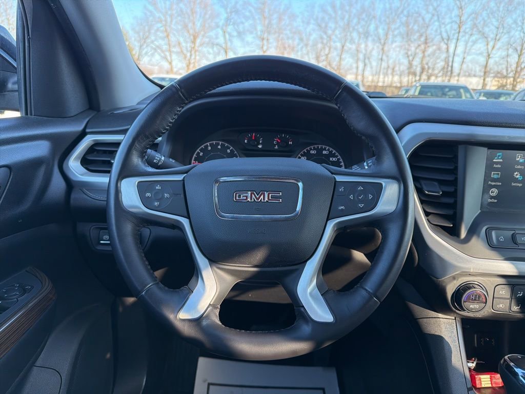 Used 2018 GMC Acadia SLE image 12