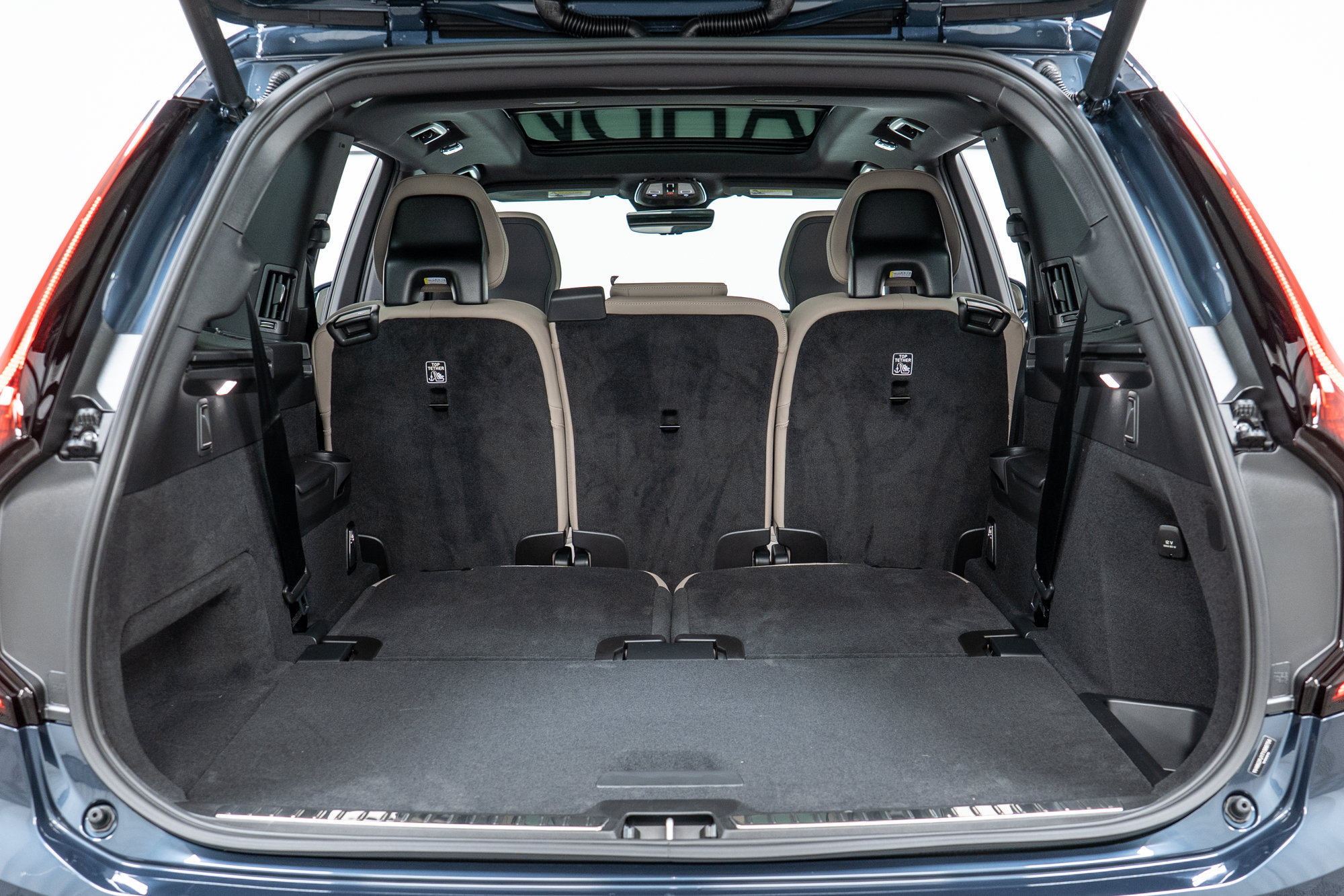 New 2026 Volvo XC90 B6 Core AWD/4WD image 10