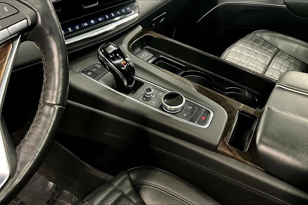Used 2023 Cadillac Escalade ESV Premium Luxury Platinum w/ LPO, Floor Liner Package AWD/4WD image 18