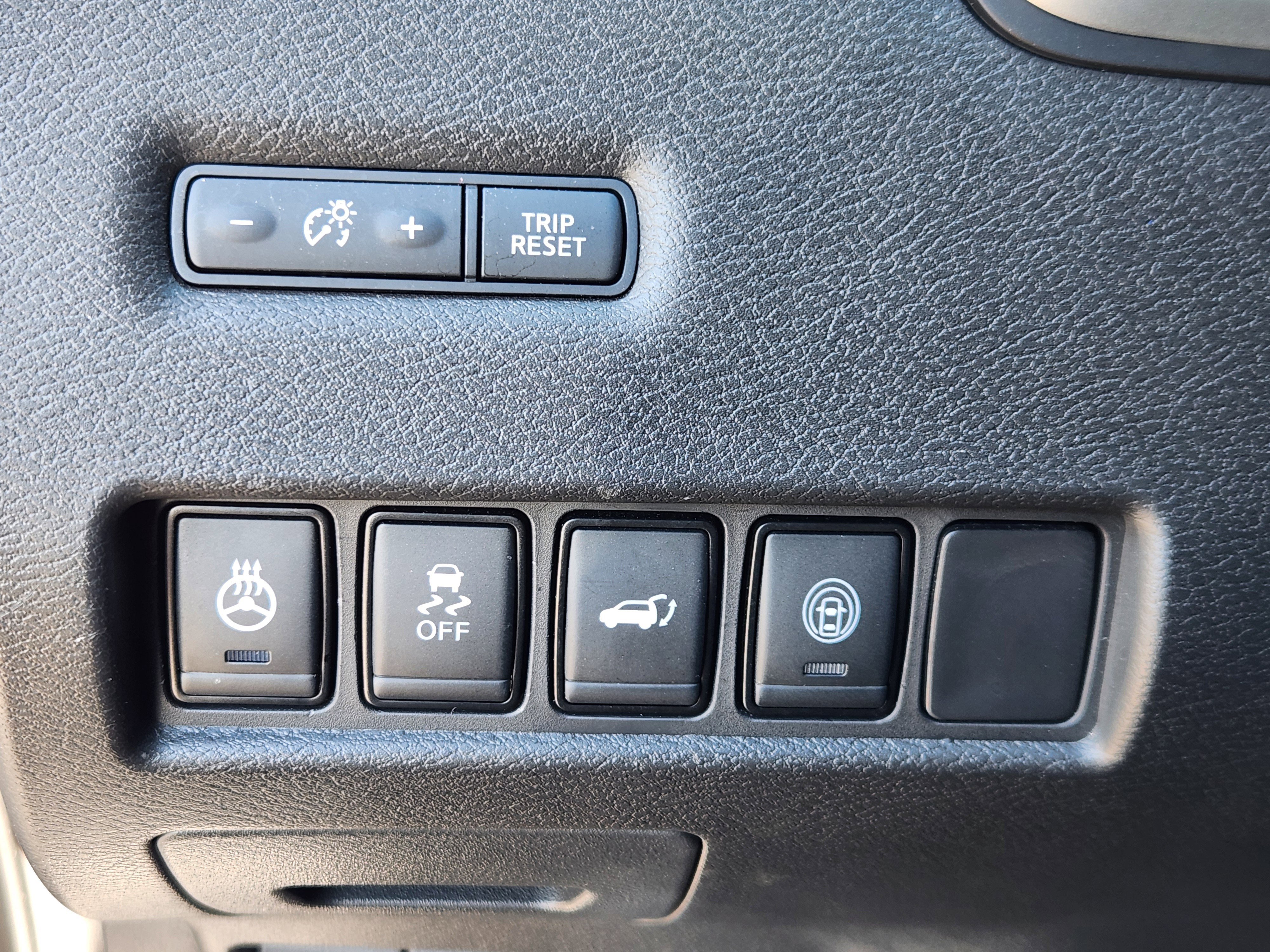 Certified 2024 Nissan Murano Platinum w/ Cargo Package image 25